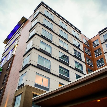 Holiday Inn Express & Suites Downtown Louisville By Ihg Luaran gambar