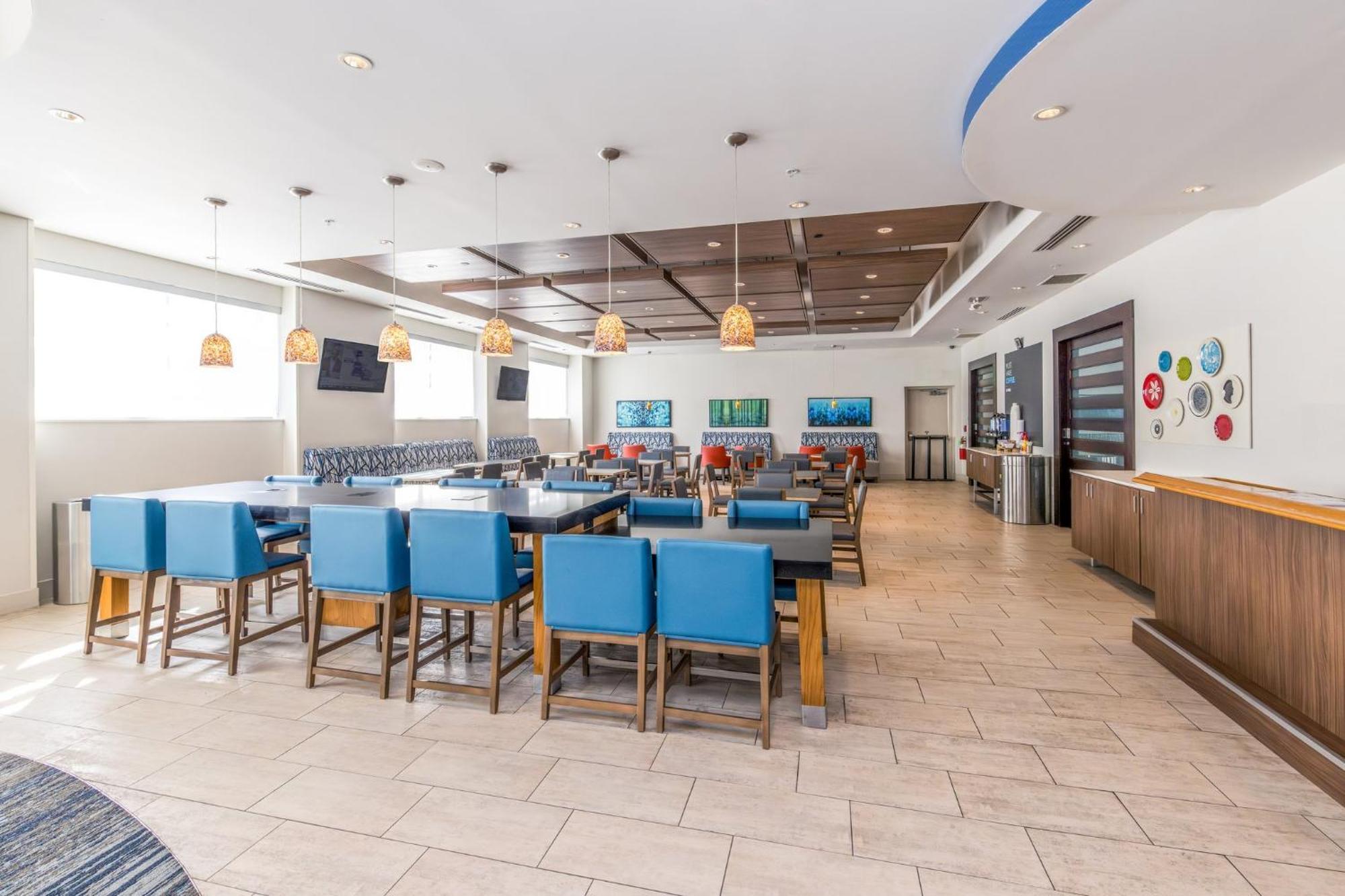 Holiday Inn Express & Suites Downtown Louisville By Ihg Luaran gambar